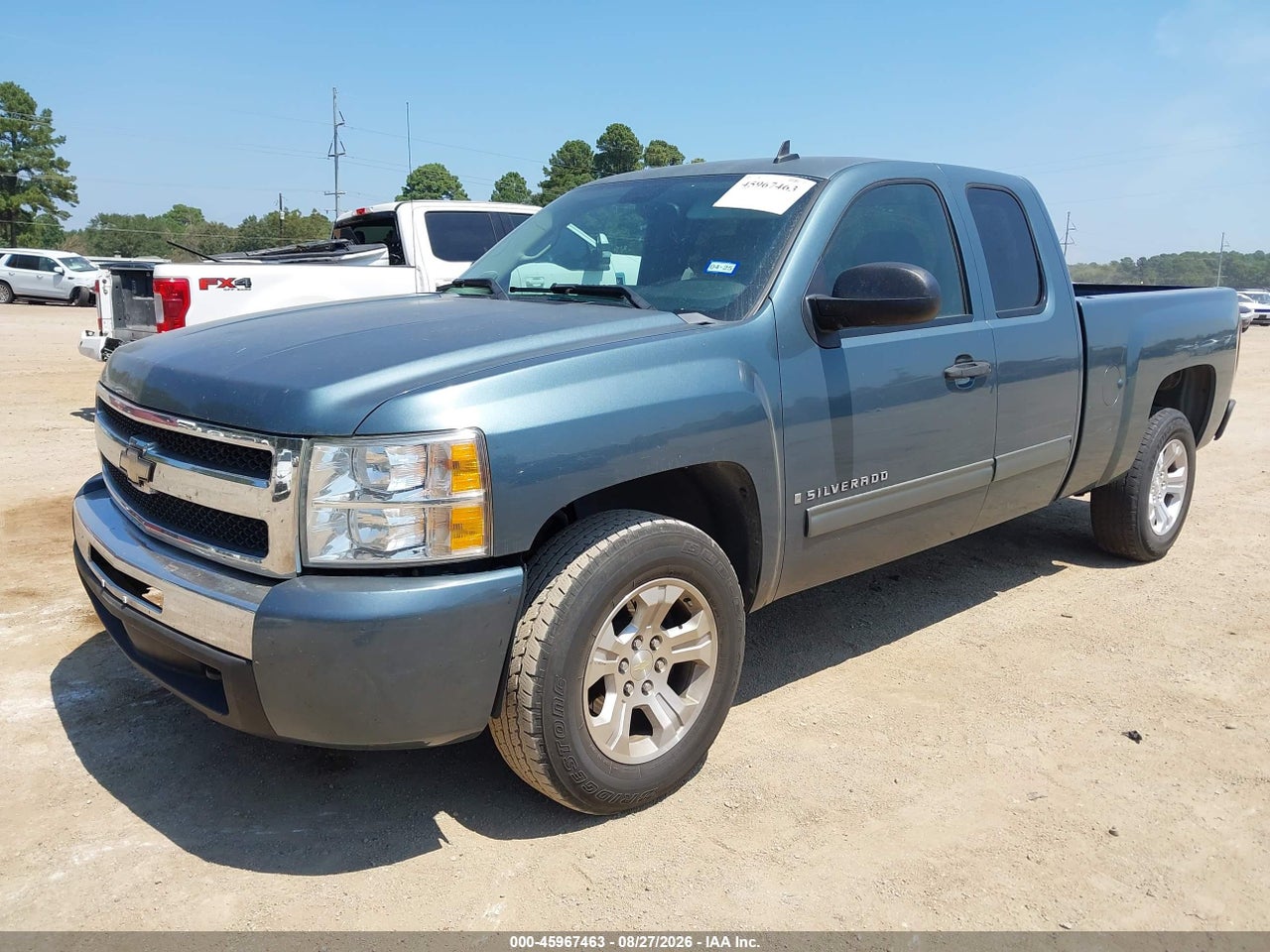 2009 CHEVROLET SILVERADO 1500 LT · 2/10