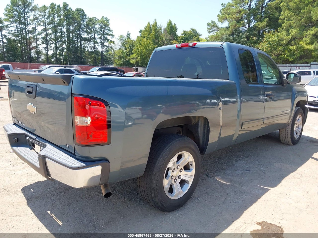 2009 CHEVROLET SILVERADO 1500 LT · 4/10