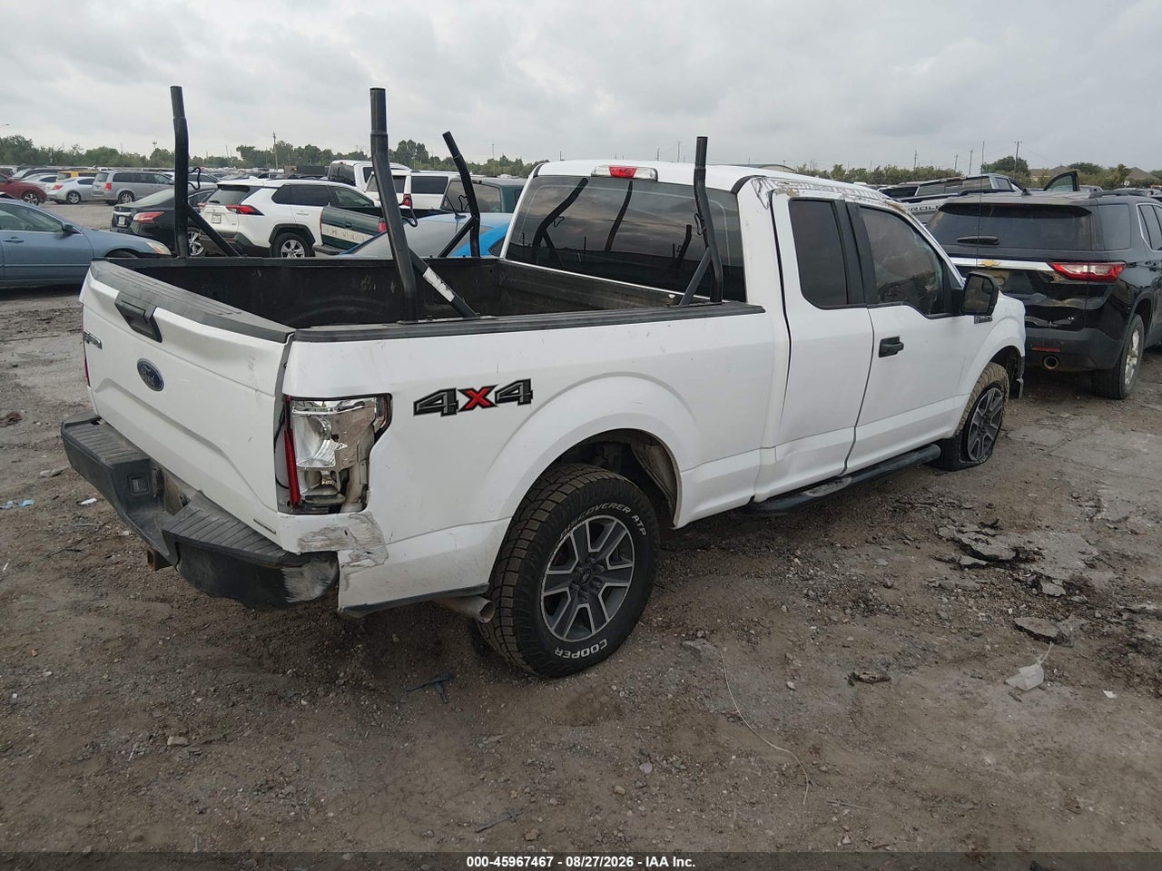 2015 FORD F-150 XL · 4/11
