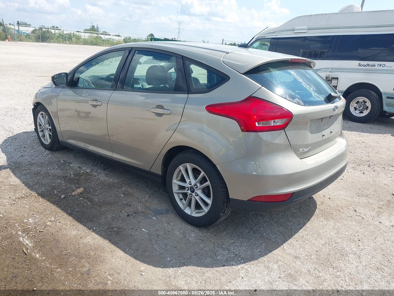 2015 FORD FOCUS SE · 3/11
