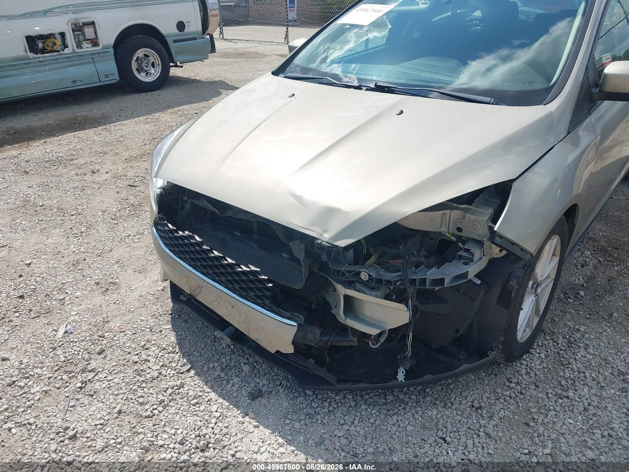 2015 FORD FOCUS SE · 6/11