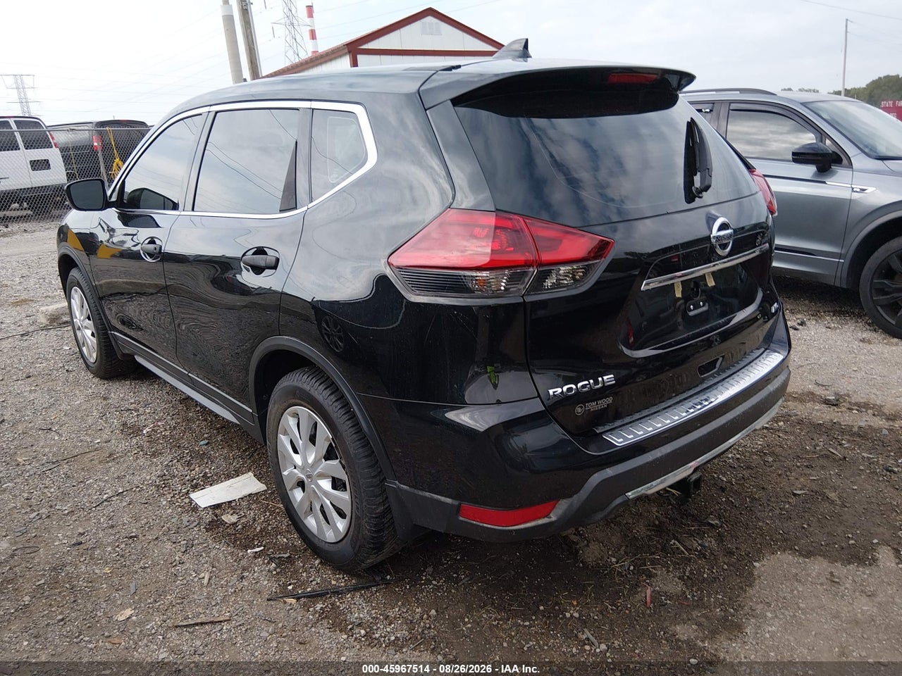 2018 NISSAN ROGUE S · 3/11