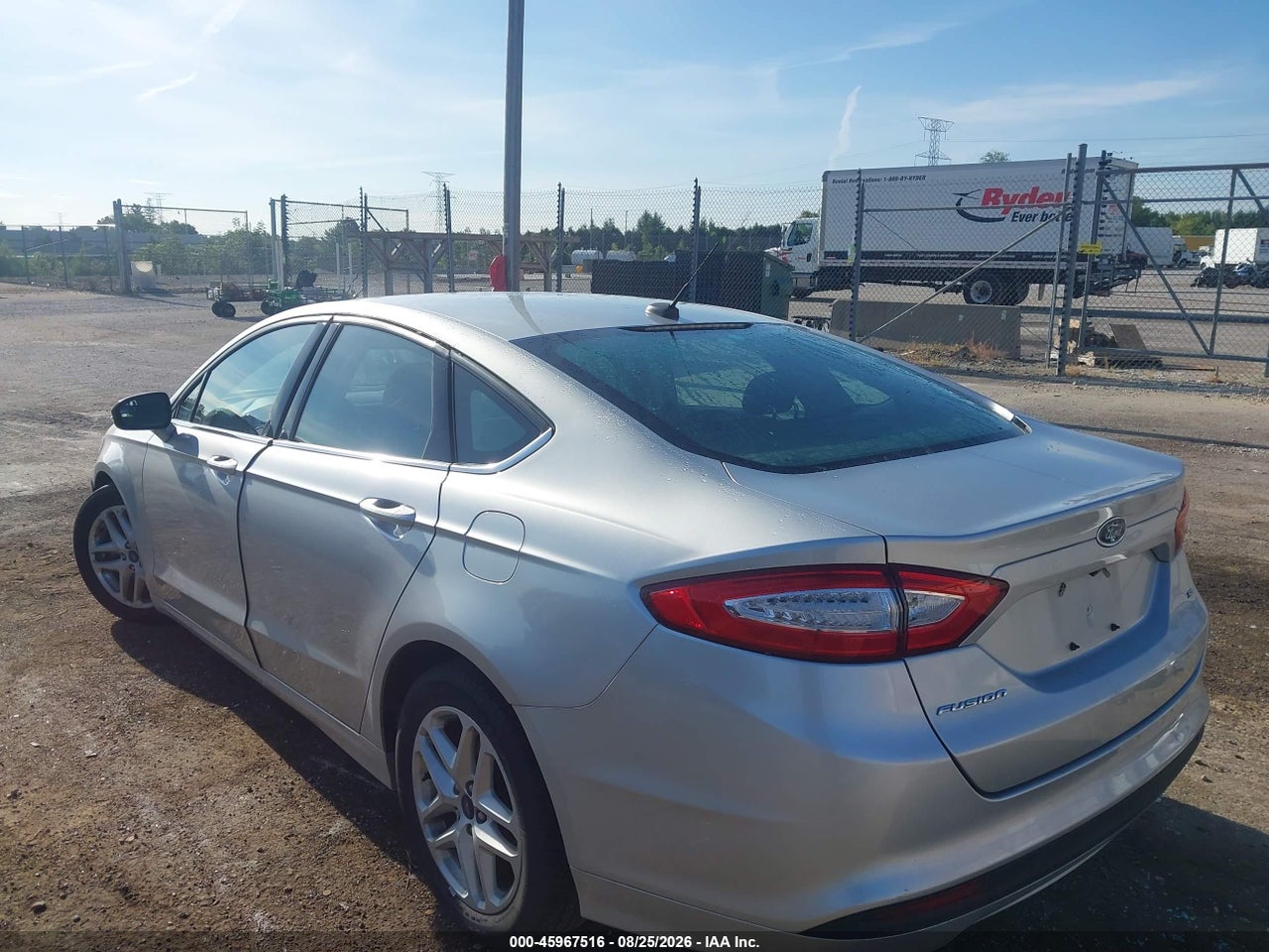 2016 FORD FUSION SE · 3/11