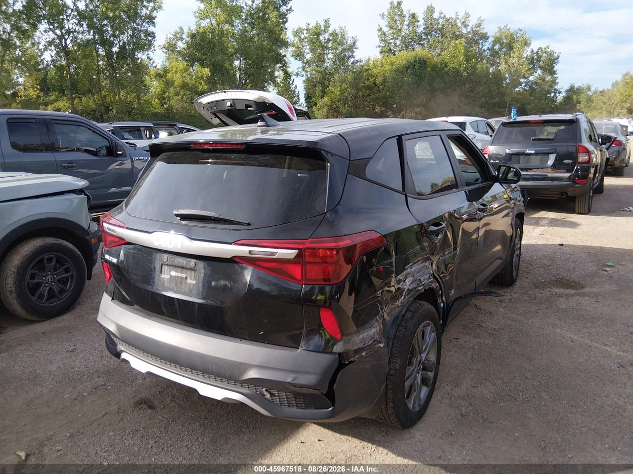 2022 KIA SELTOS LX · 4/11