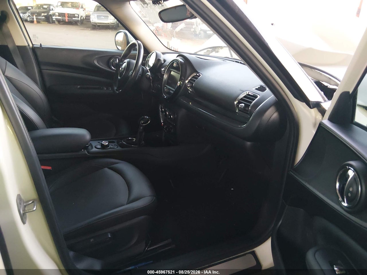 2016 MINI CLUBMAN COOPER · 5/11