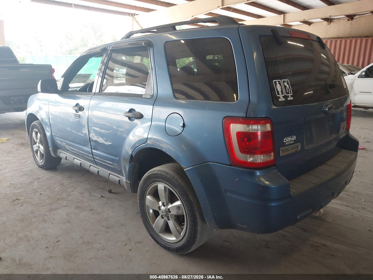 2009 FORD ESCAPE XLT · 3/11