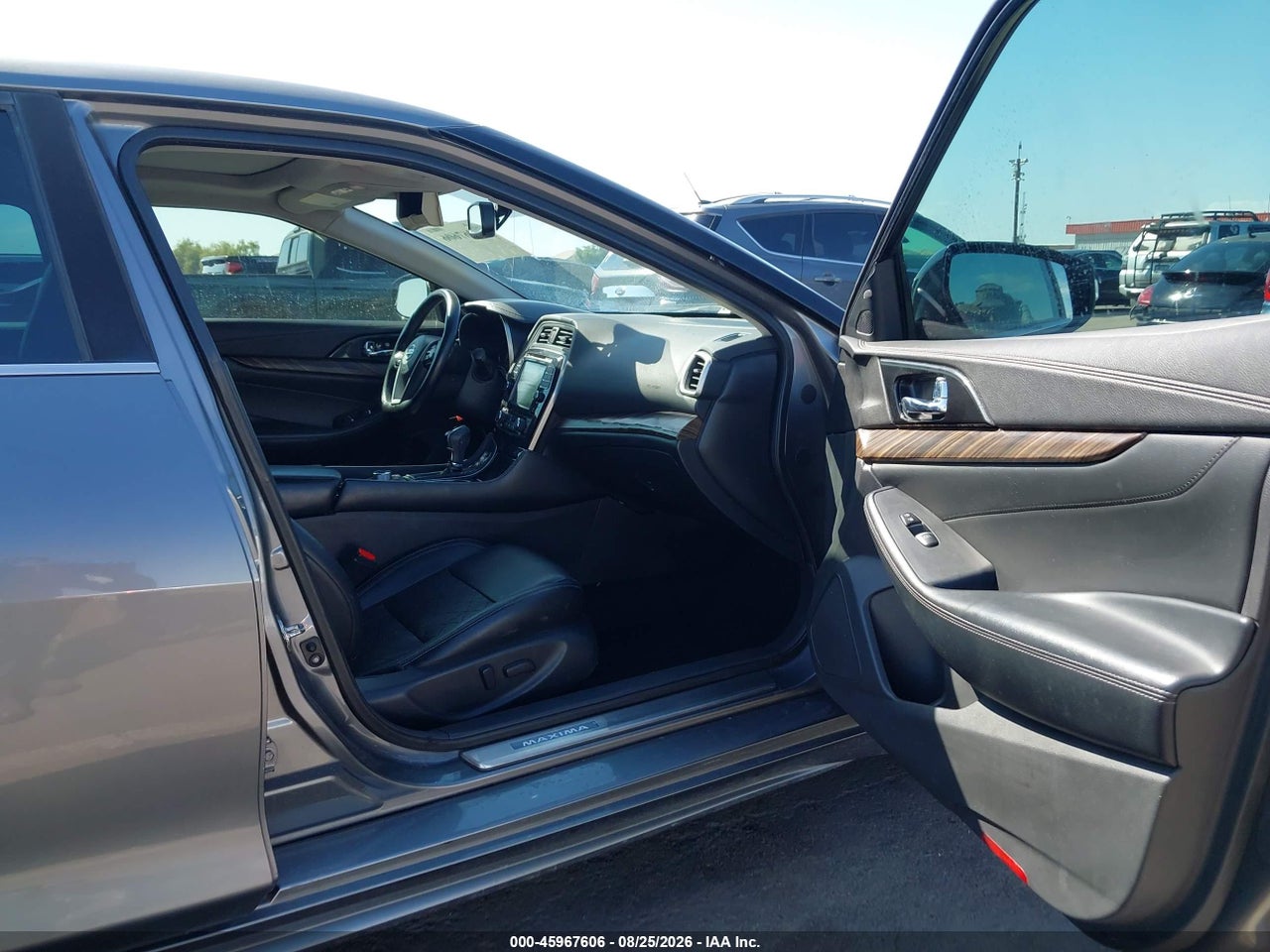 2016 NISSAN MAXIMA 3.5 PLATINUM · 5/11