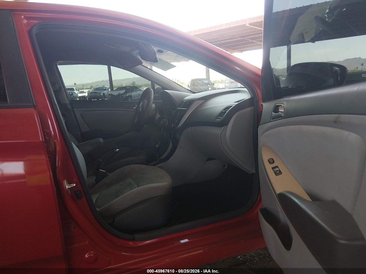 2016 HYUNDAI ACCENT SE · 5/11