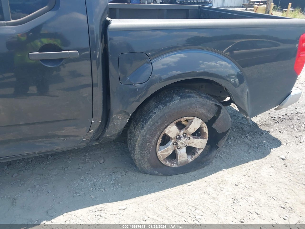 2011 NISSAN FRONTIER SV · 6/10