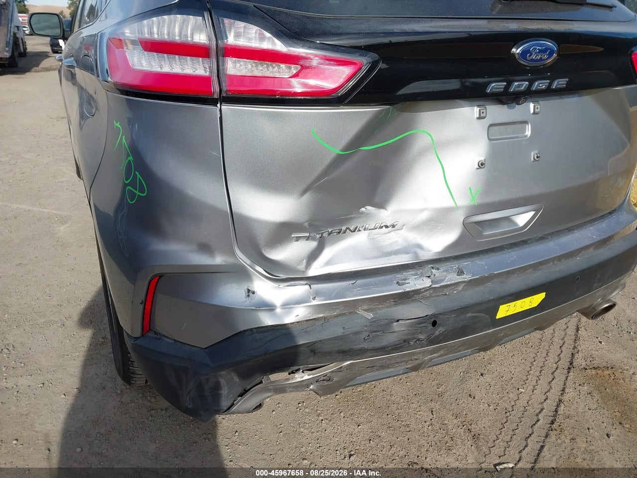 2021 FORD EDGE TITANIUM · 6/11