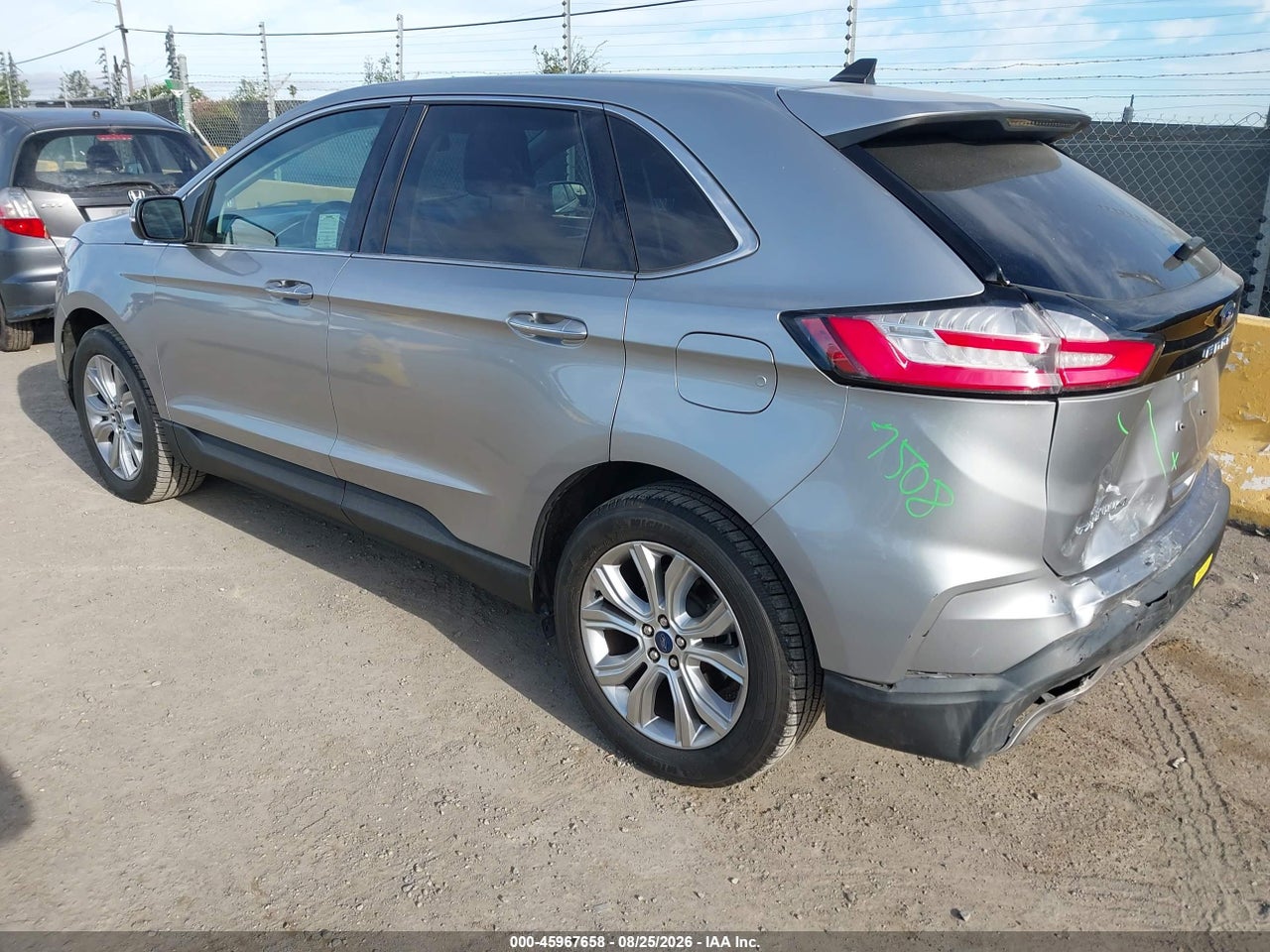 2021 FORD EDGE TITANIUM · 3/11