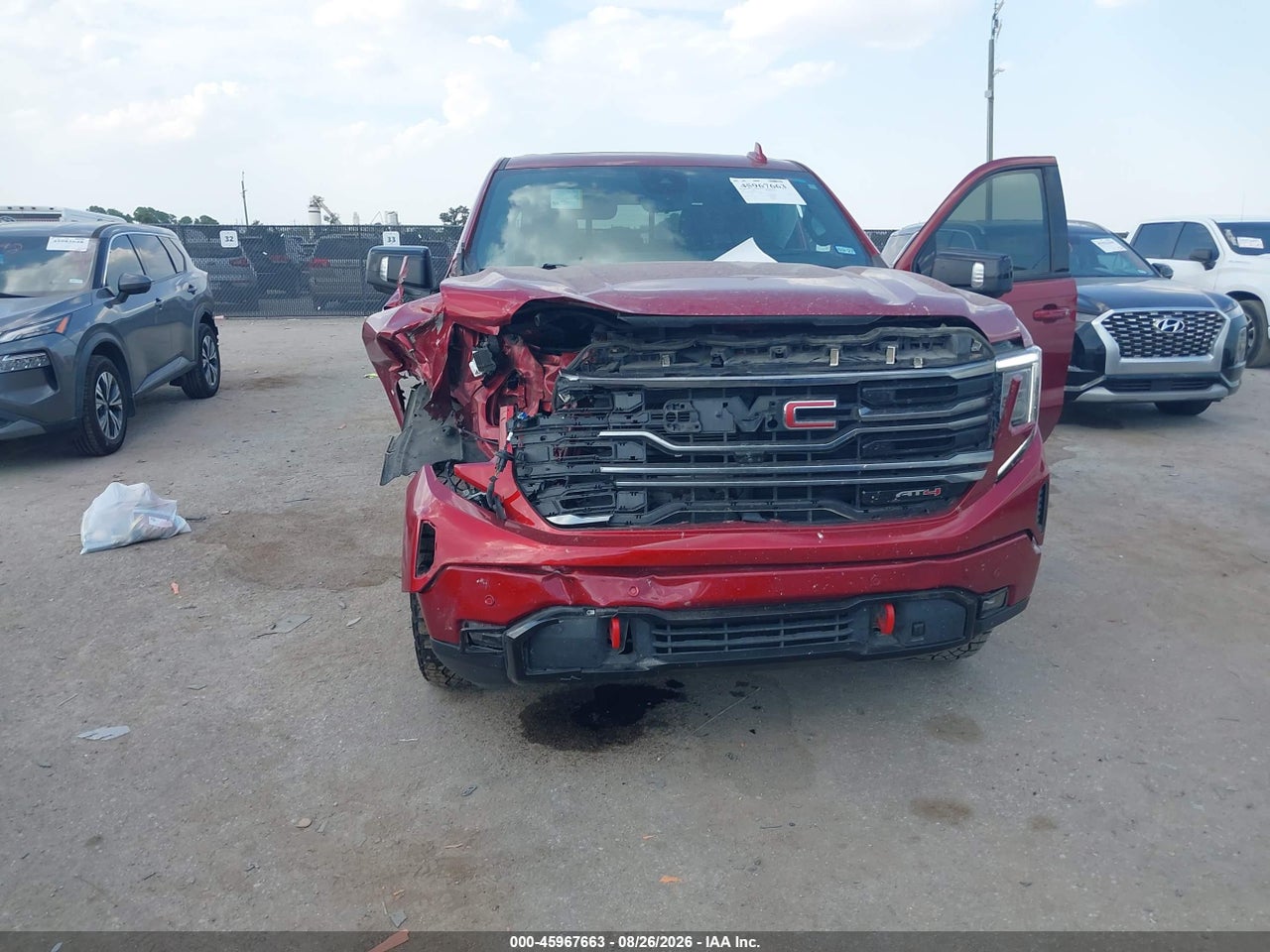 2024 GMC SIERRA 1500 4WD  SHORT BOX AT4 · 6/11