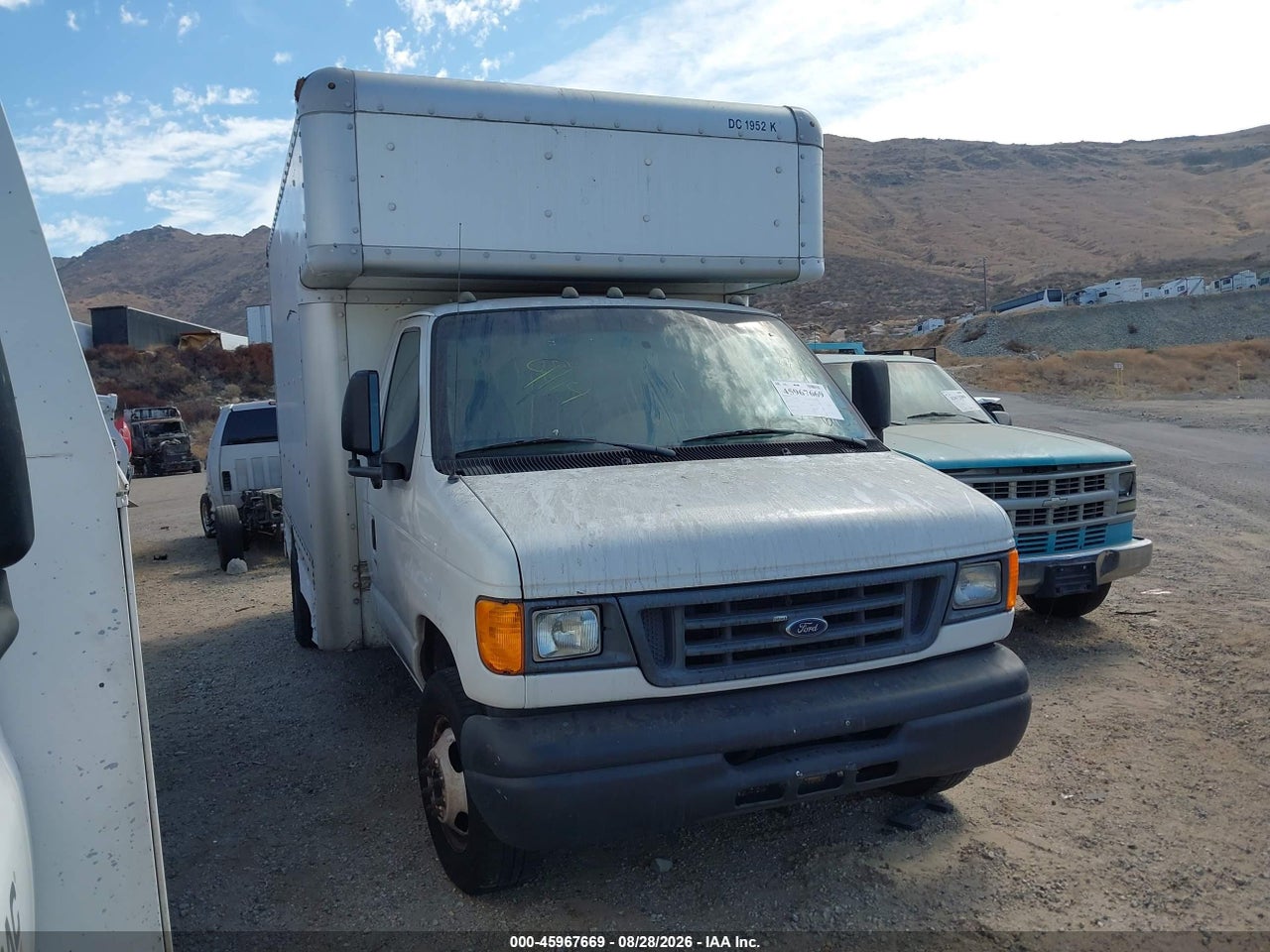 2007 FORD E-450 CUTAWAY