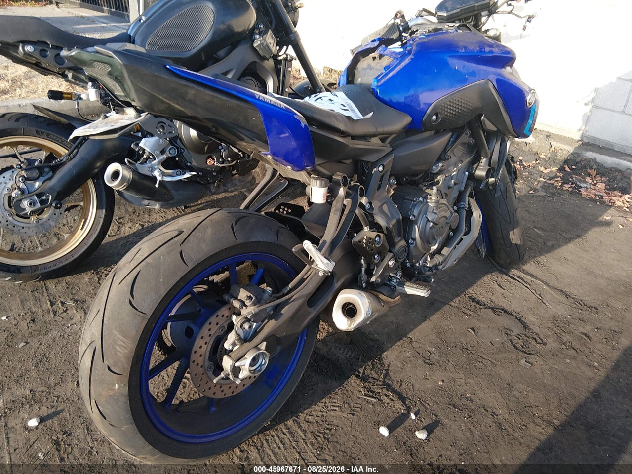 2022 YAMAHA MT07 C · 4/10