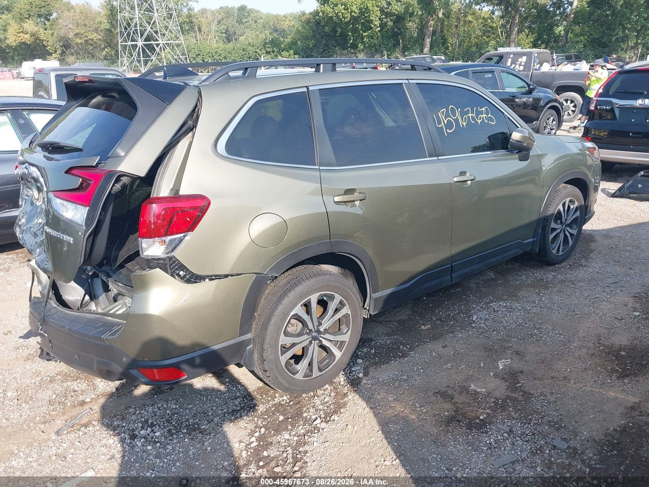 2024 SUBARU FORESTER LIMITED · 4/11