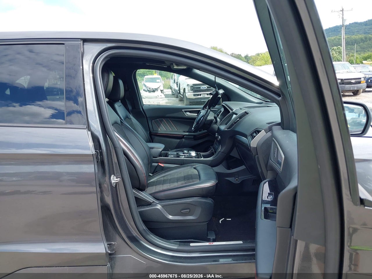 2020 FORD EDGE ST LINE · 5/11