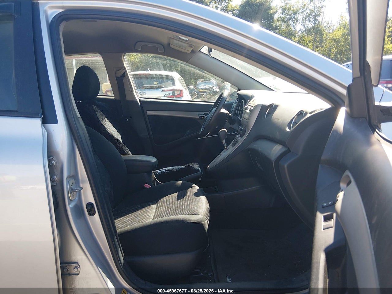 2010 TOYOTA MATRIX · 5/11