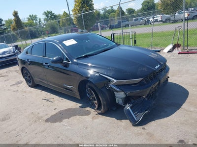 KNAG24J73S5****** · 2025 KIA K5 LXS
