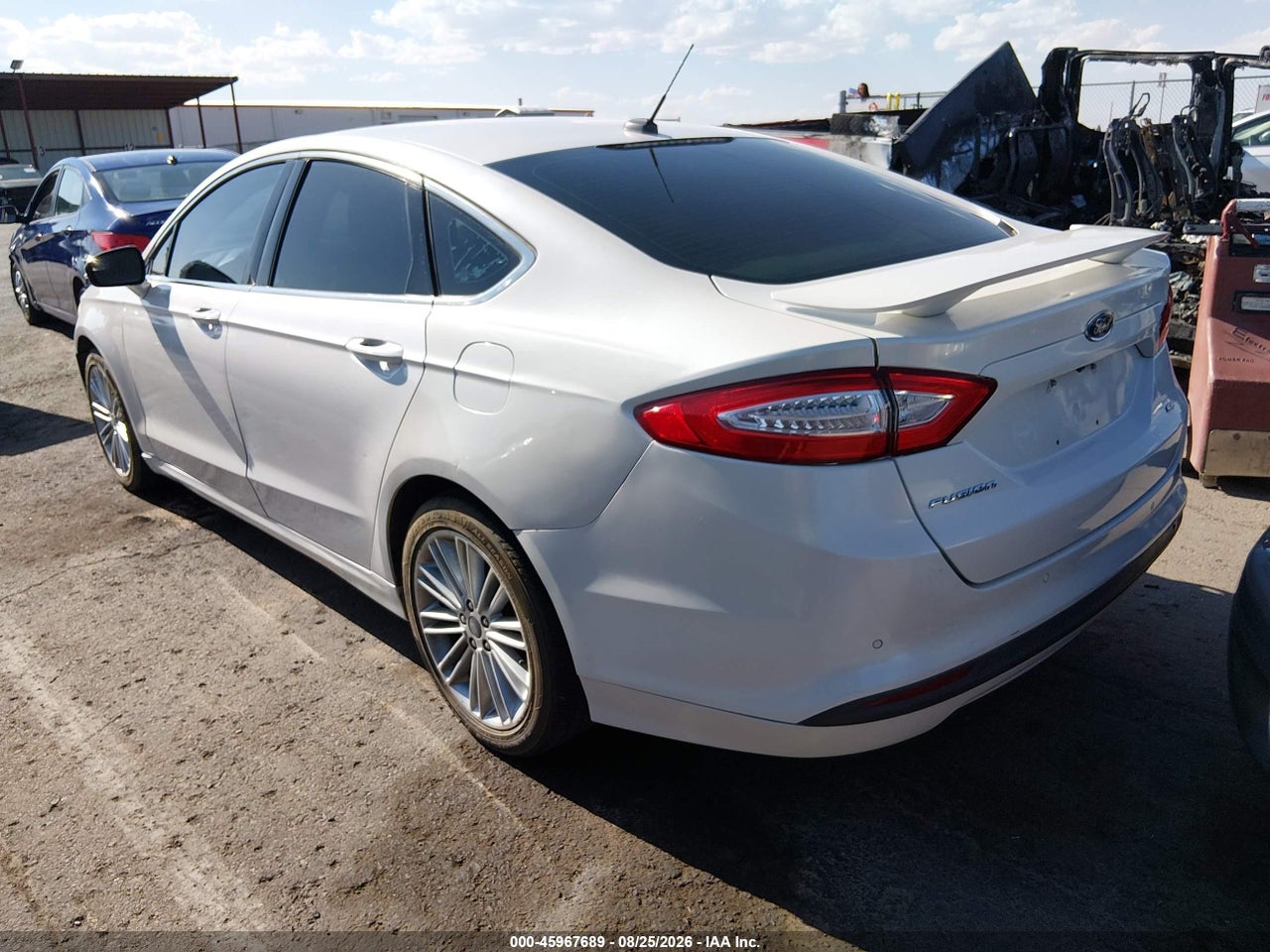 2016 FORD FUSION SE · 3/11