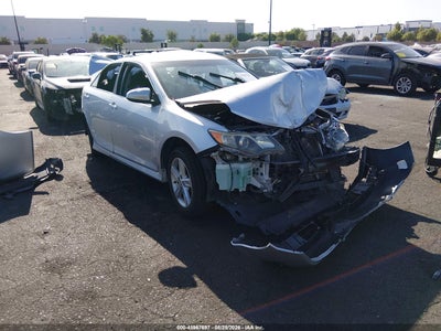 2014 TOYOTA CAMRY SE
