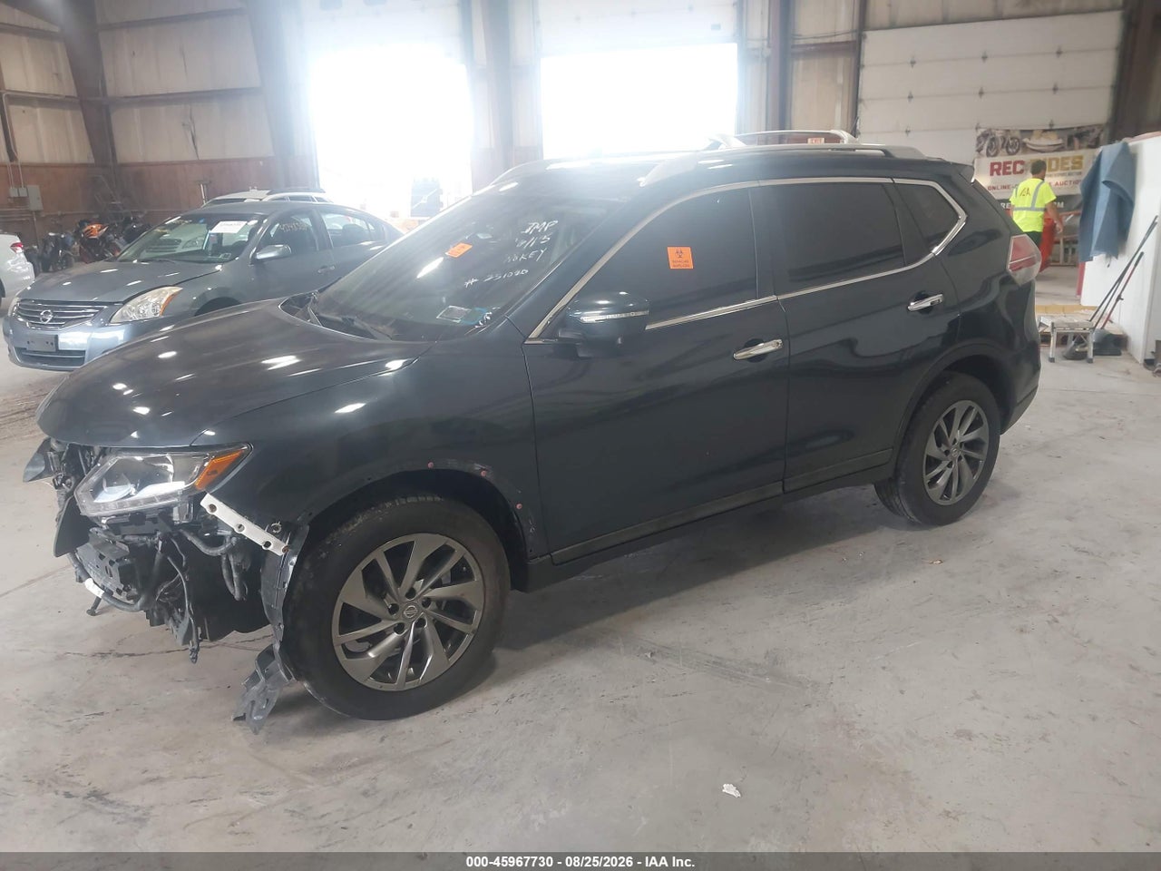 2015 NISSAN ROGUE SL · 2/10