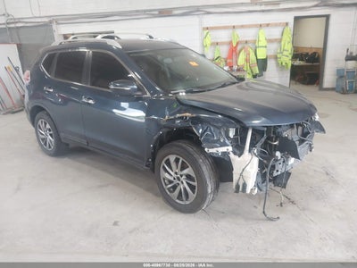 5N1AT2MVXFC****** · 2015 NISSAN ROGUE SL