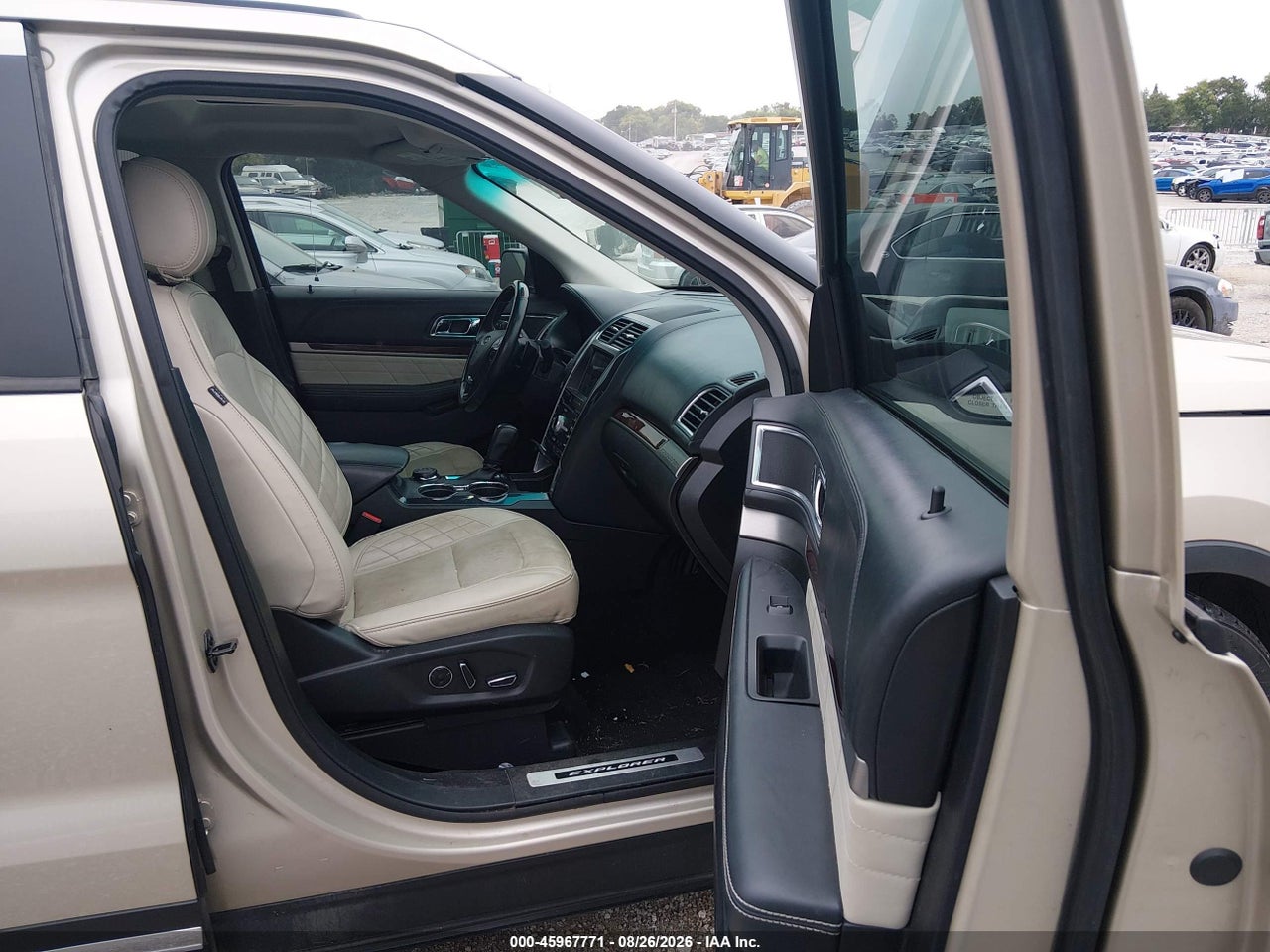 2017 FORD EXPLORER PLATINUM · 5/10
