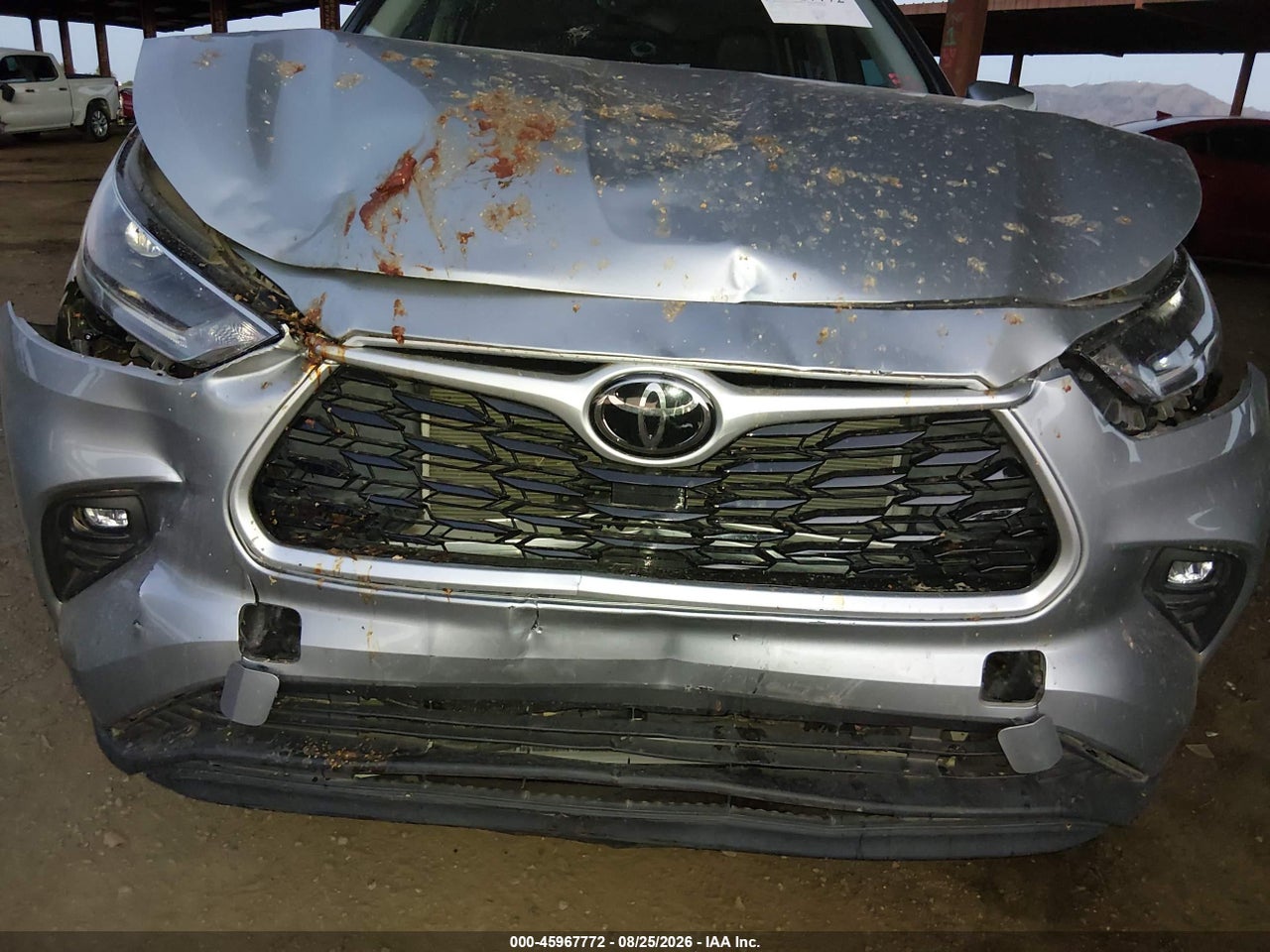 2021 TOYOTA HIGHLANDER XLE · 6/11