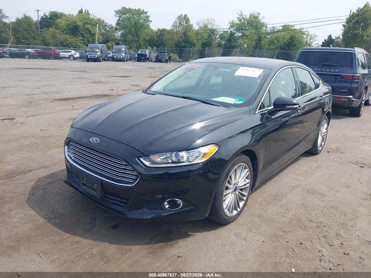 2016 FORD FUSION SE · 2/11