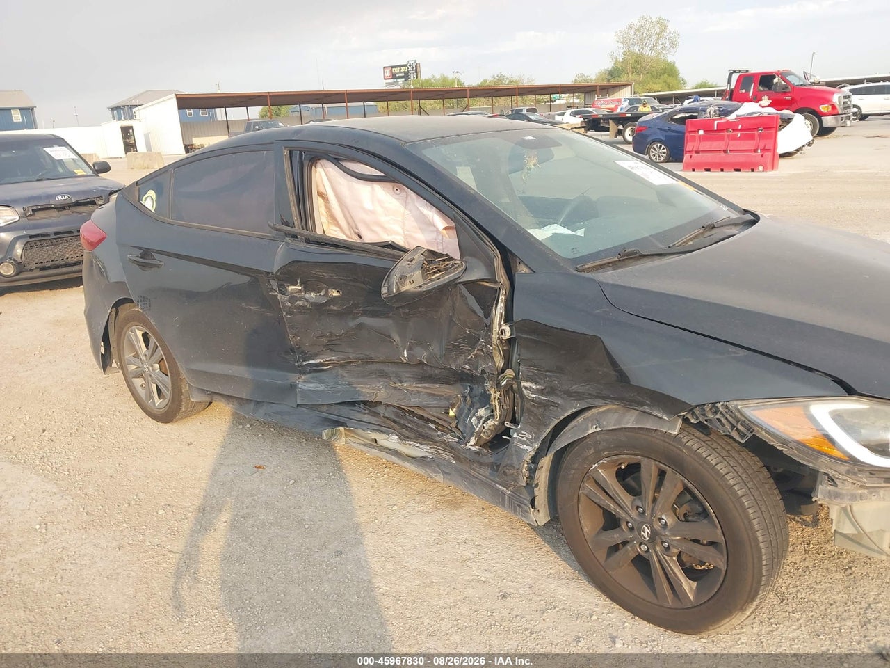 2017 HYUNDAI ELANTRA SE · 6/11