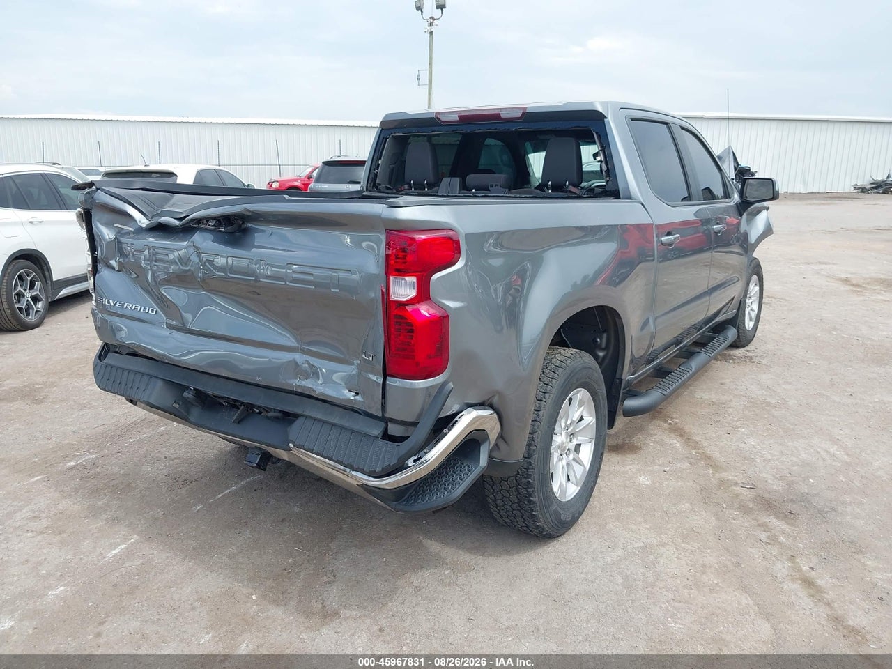 2019 CHEVROLET SILVERADO 1500 LT · 4/11