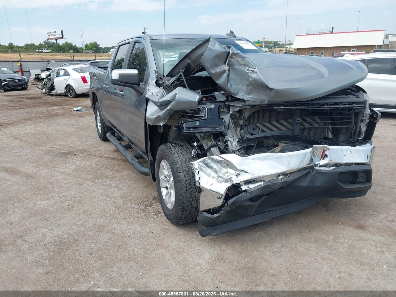 3GCPWCED6KG****** · 2019 CHEVROLET SILVERADO 1500 LT