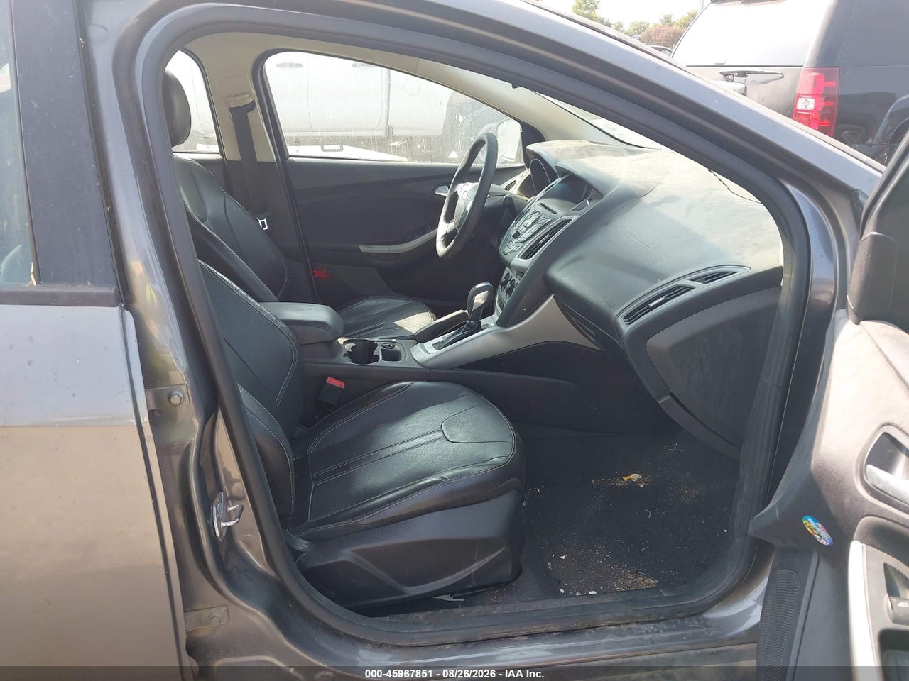 2014 FORD FOCUS SE · 5/11