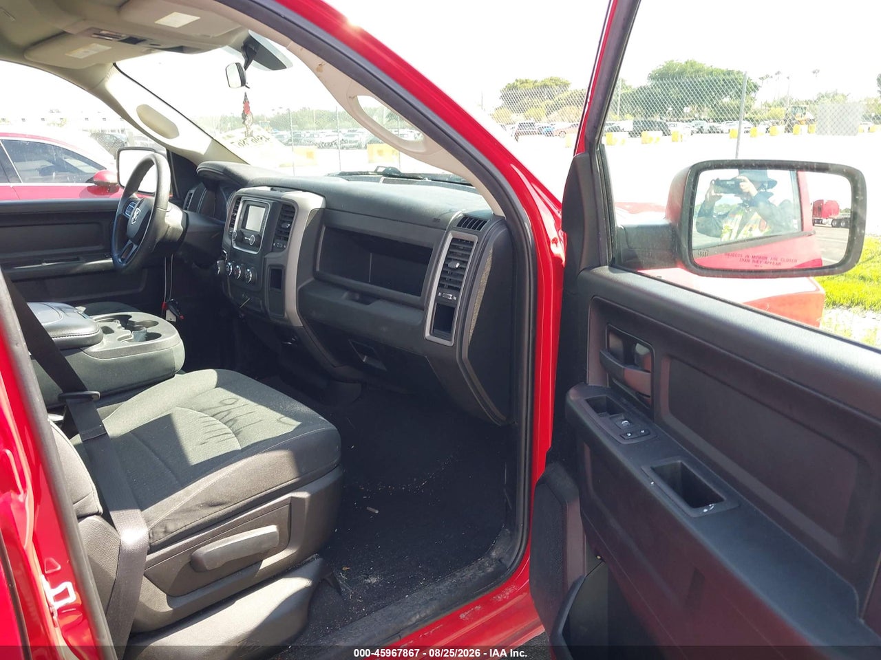 2021 RAM 1500 CLASSIC EXPRESS  4X2 6'4 BOX · 5/10
