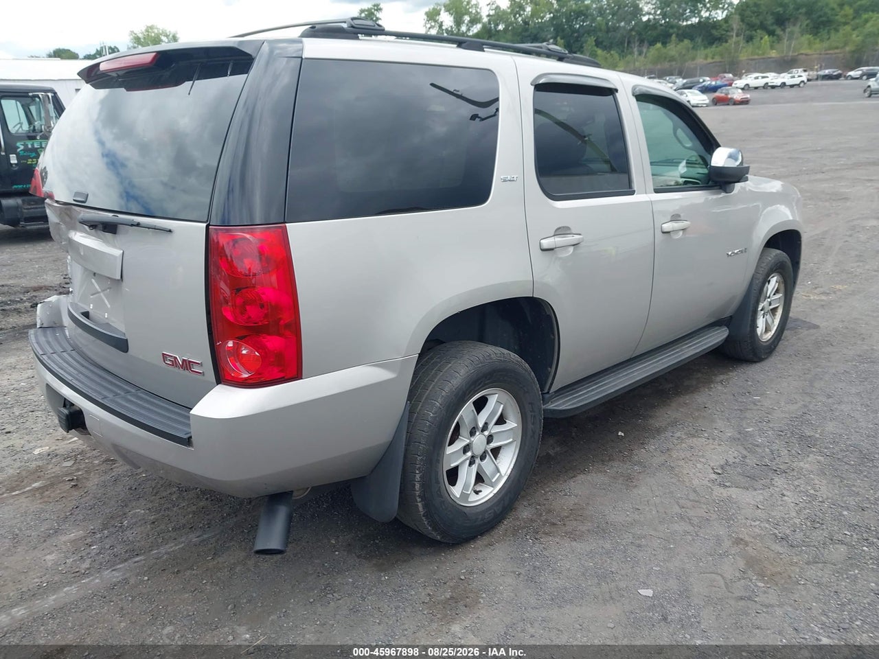 2007 GMC YUKON SLT · 4/11