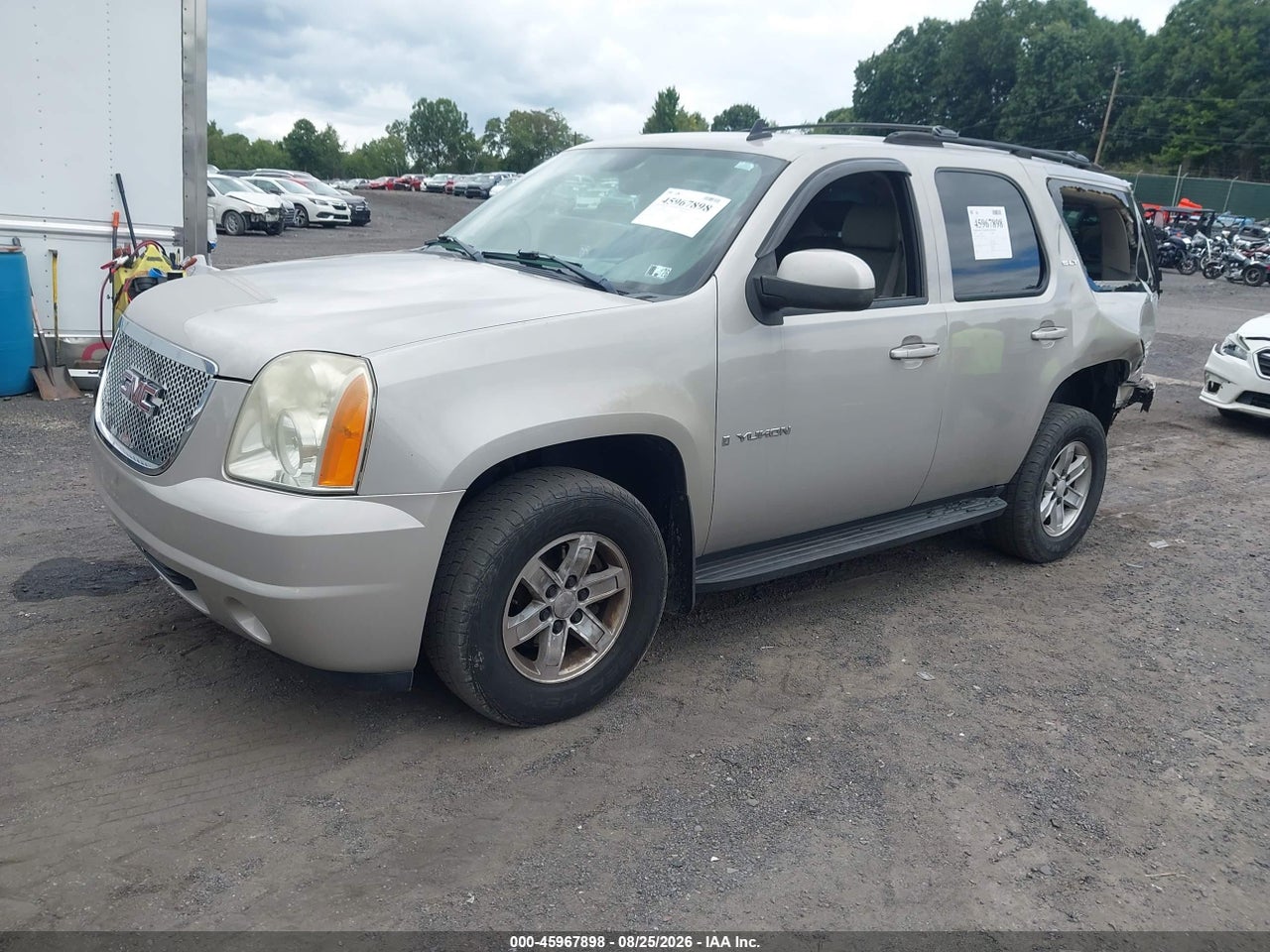2007 GMC YUKON SLT · 2/11