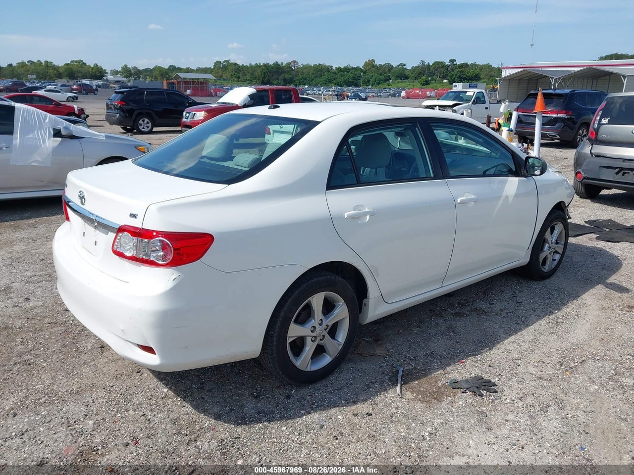 2012 TOYOTA COROLLA LE · 4/11