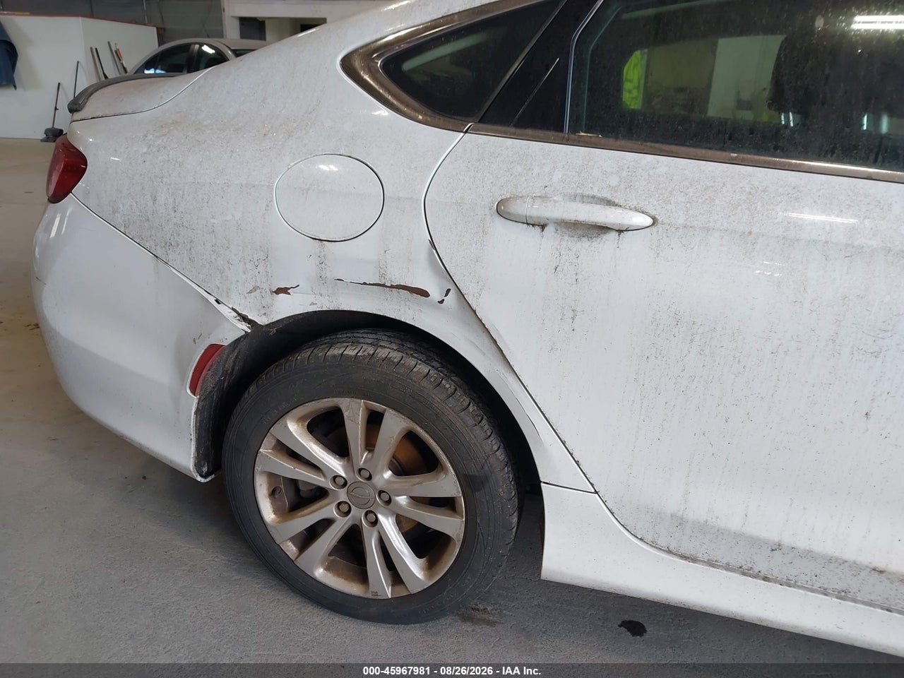 2015 CHRYSLER 200 LIMITED · 6/11