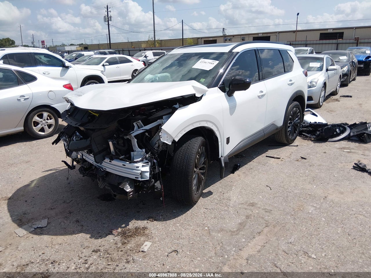2026 NISSAN ROGUE DARK ARMOR · 2/11