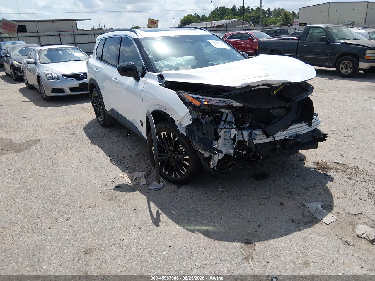 2026 NISSAN ROGUE DARK ARMOR