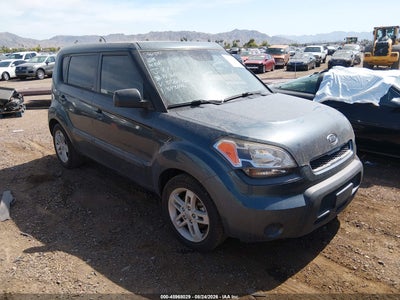 KNDJT2A28B7****** · 2011 KIA SOUL +