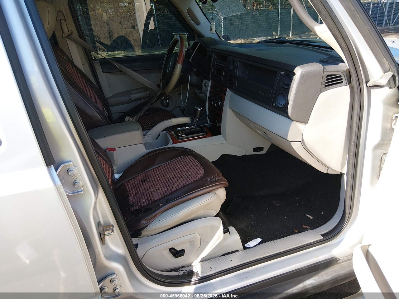 2006 JEEP COMMANDER LIMITED · 5/11