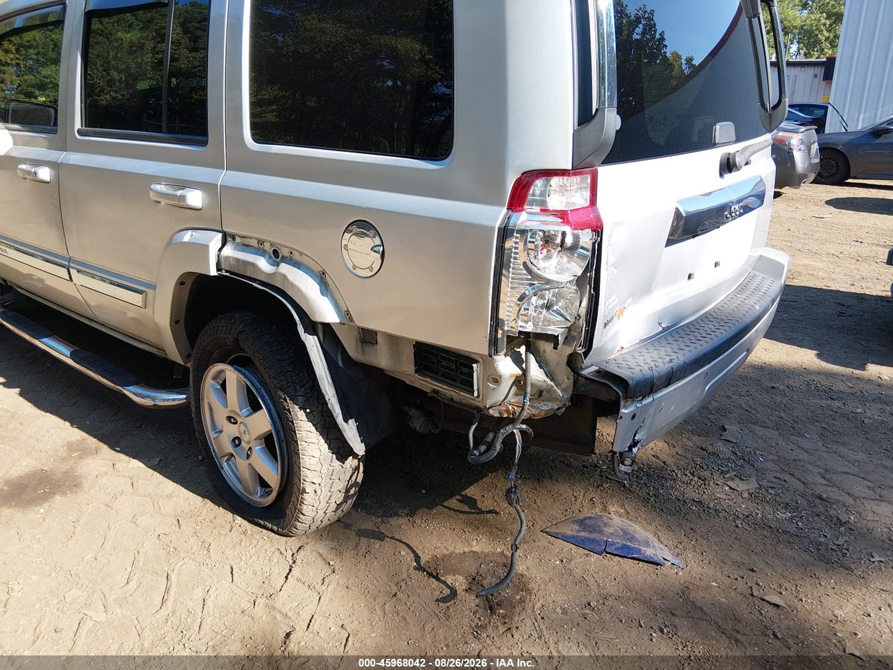 2006 JEEP COMMANDER LIMITED · 6/11