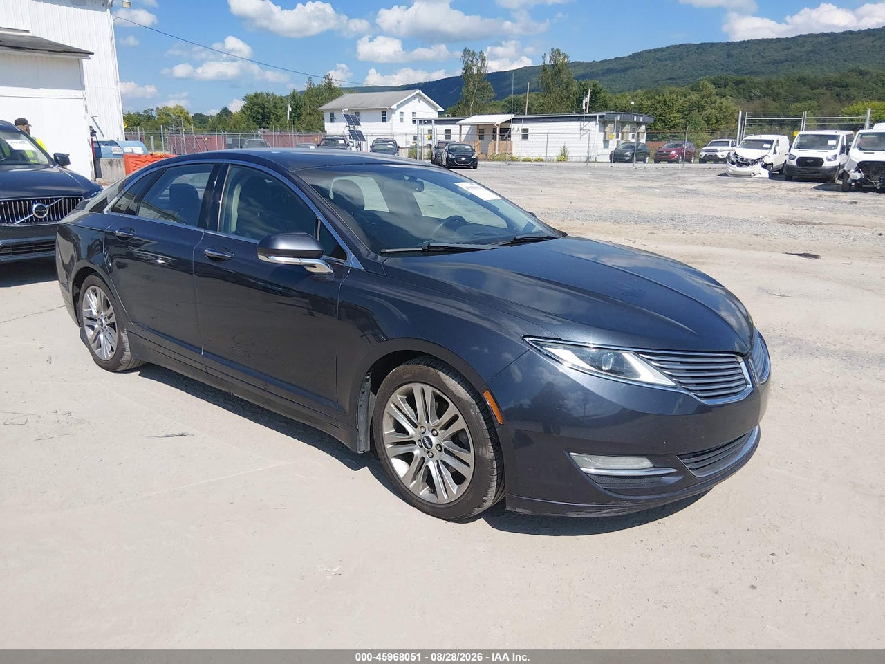 2013 LINCOLN MKZ  