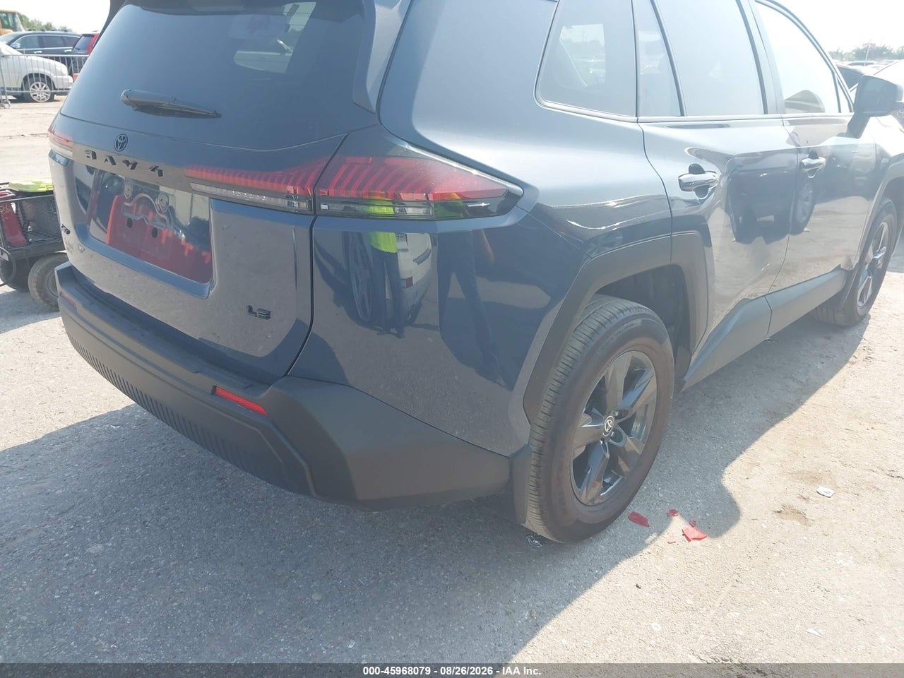 2026 TOYOTA RAV4 LE · 4/11