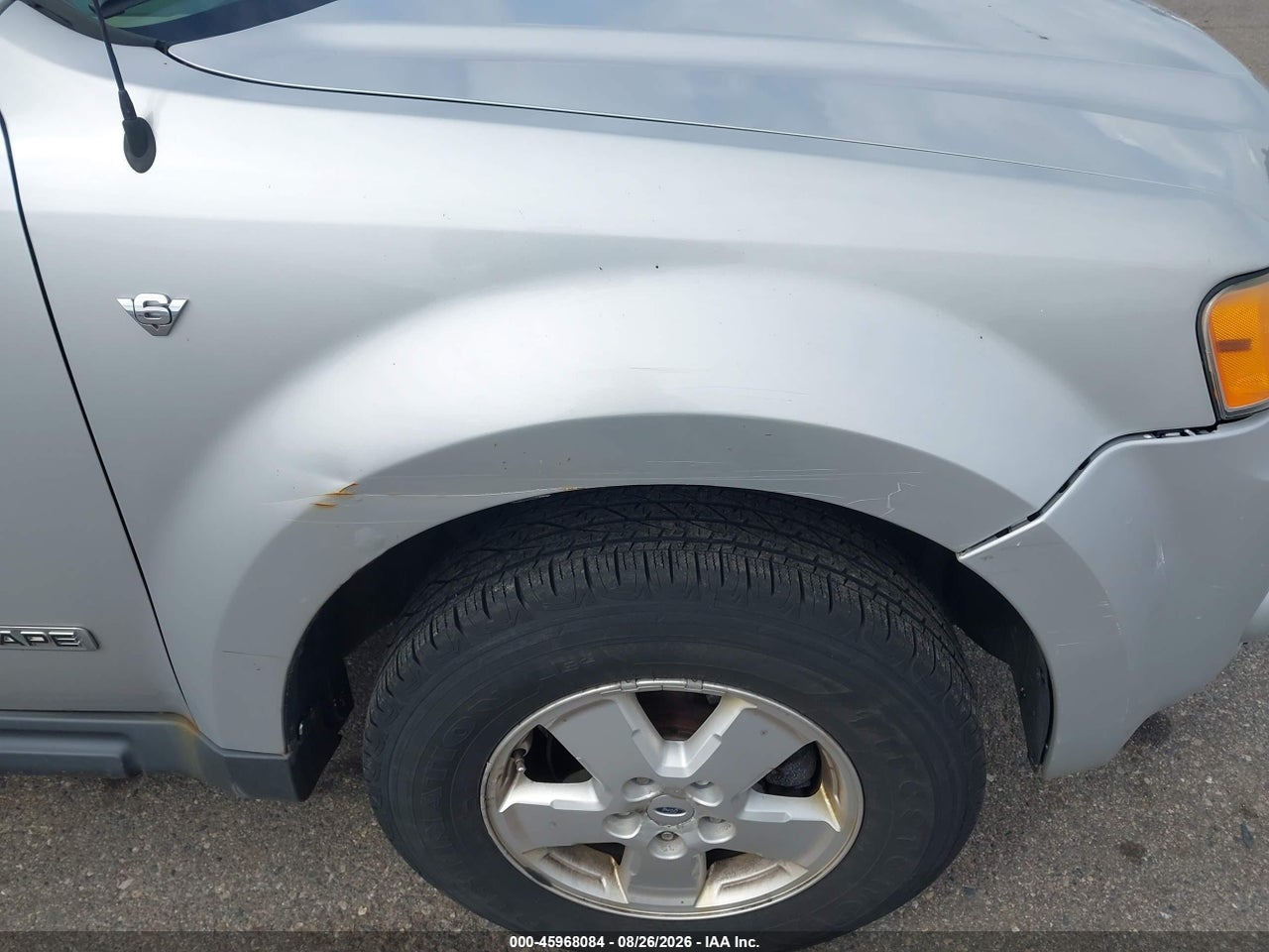 2008 FORD ESCAPE XLT · 6/11