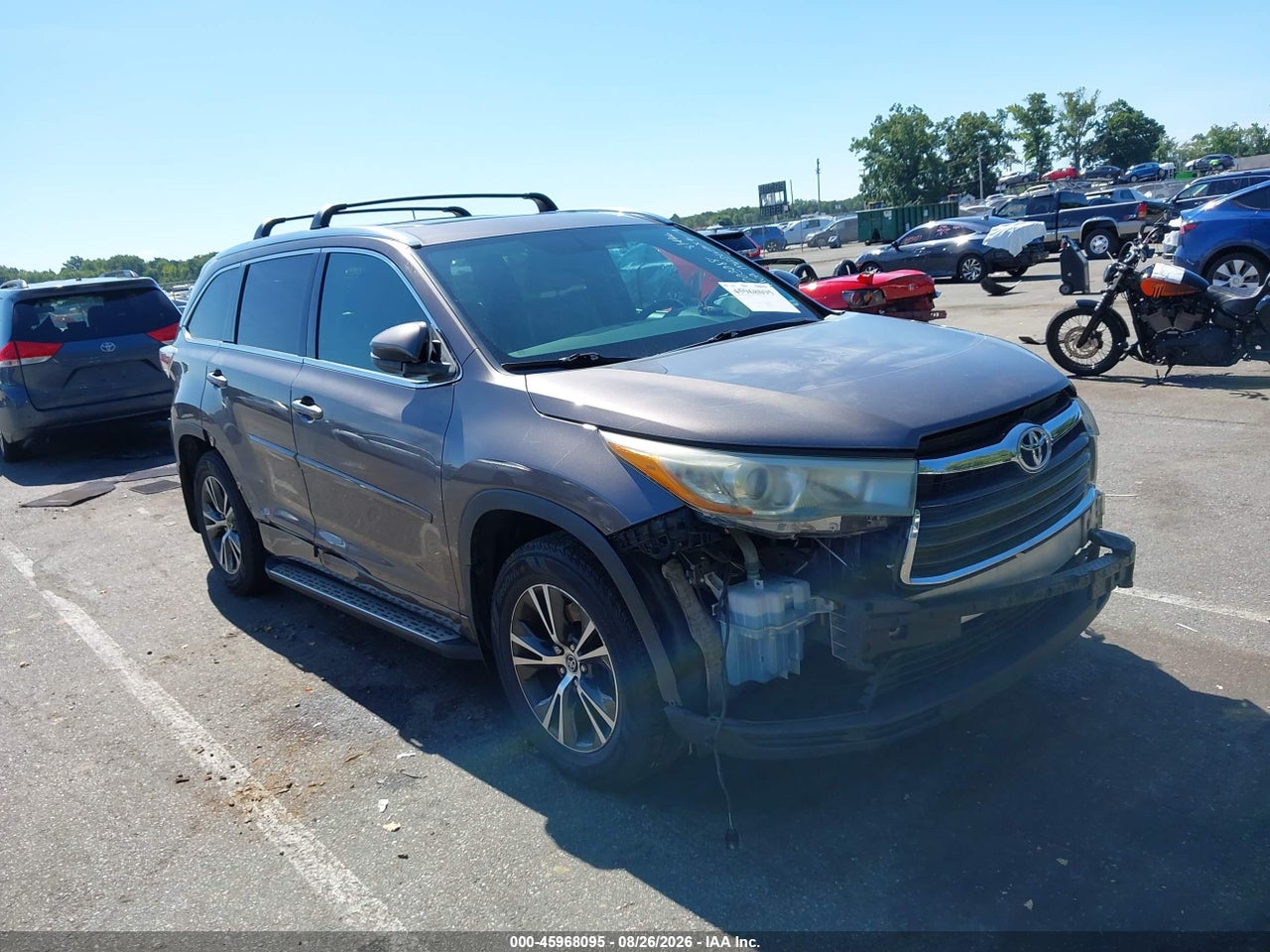 5TDJKRFH8GS****** · 2016 TOYOTA HIGHLANDER XLE V6