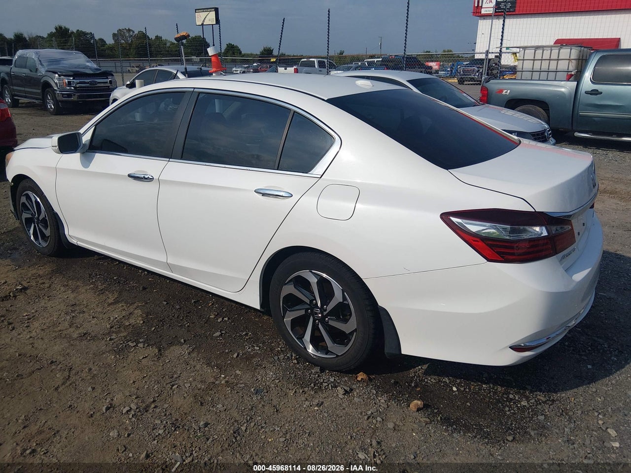 2016 HONDA ACCORD EX-L · 3/11