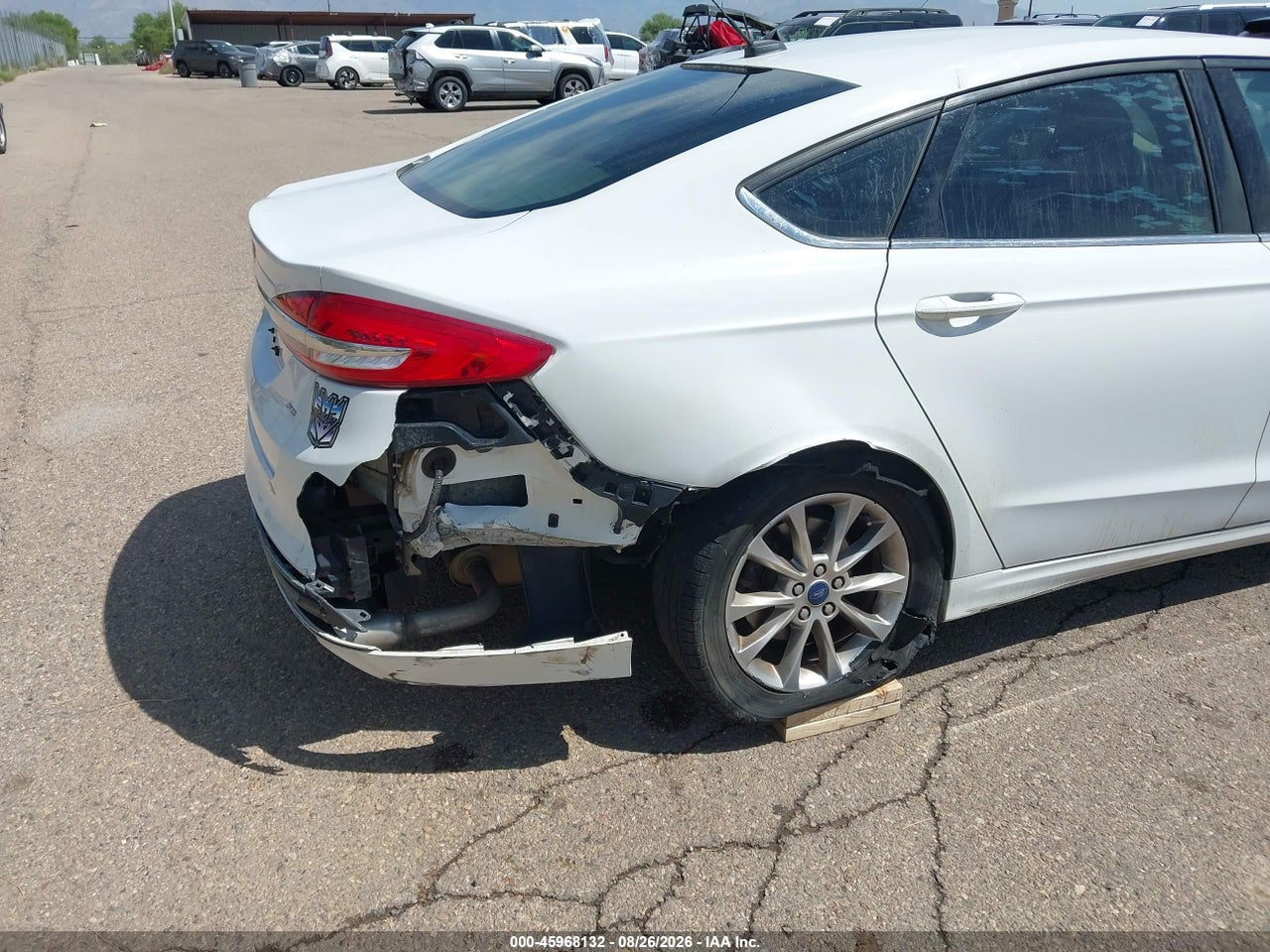 2017 FORD FUSION SE · 6/11