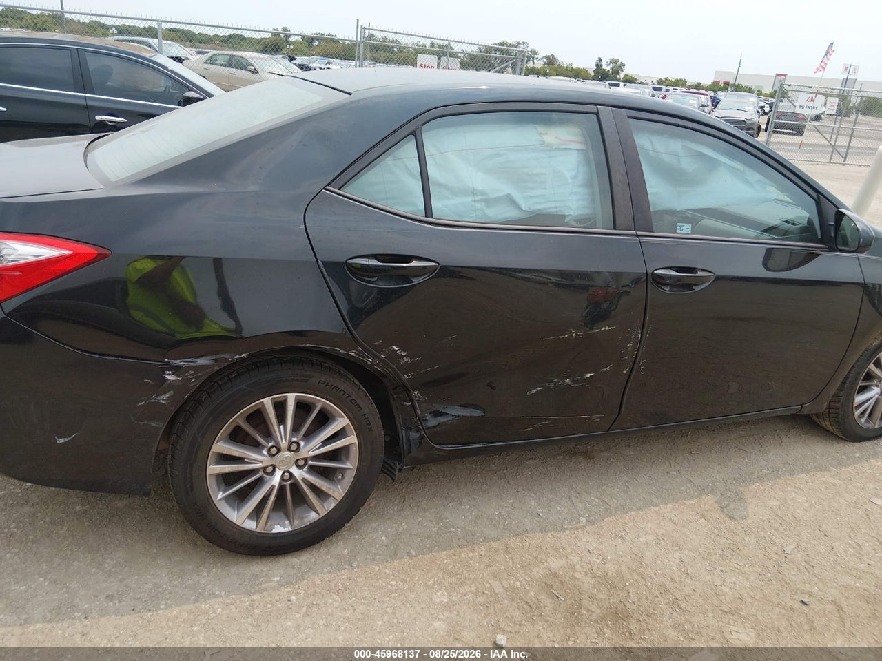 2015 TOYOTA COROLLA LE PLUS · 6/11